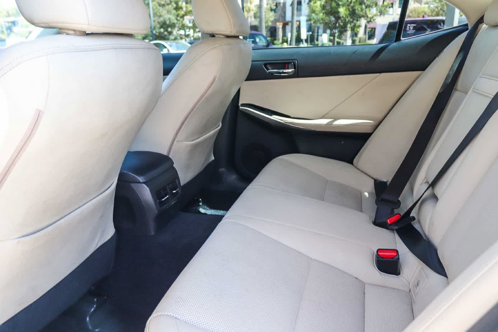 Used 2014 Lexus IS 250 w/ Navigation Package RWD image 13