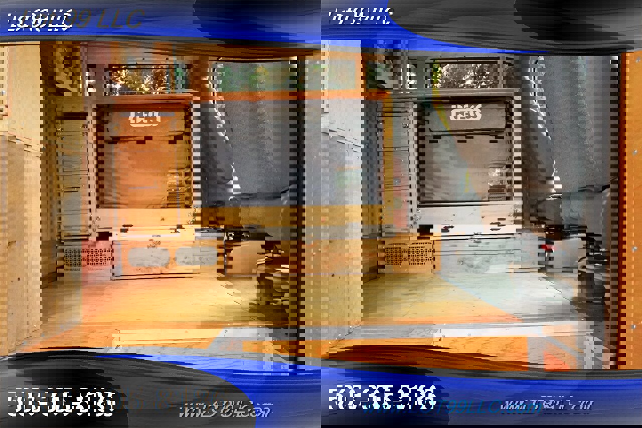 Used 2012 Ford E-350 and Econoline 350 XLT image 2