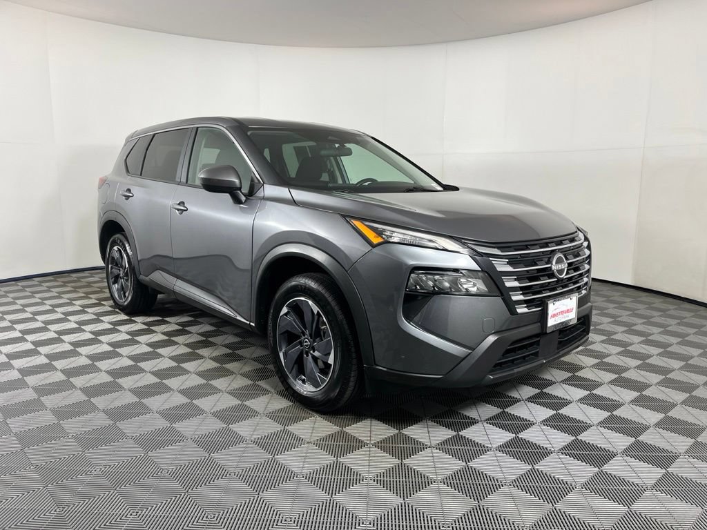 Used 2025 Nissan Rogue SV FWD image 16