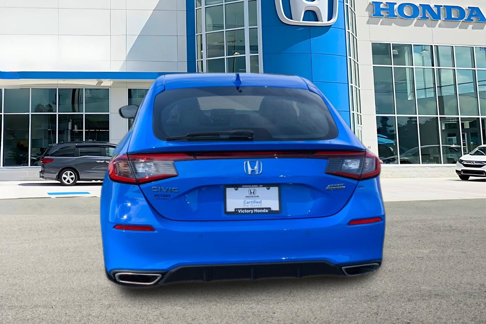 Used 2024 Honda Civic Sport Touring image 4