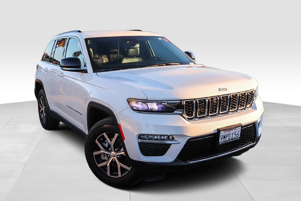 Used 2024 Jeep Grand Cherokee Limited RWD image 2