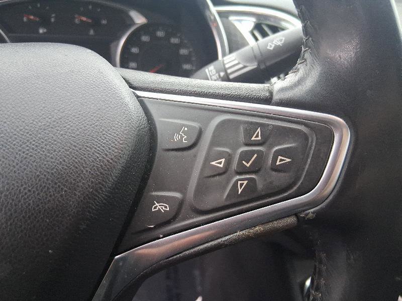 Used 2018 Chevrolet Malibu LT FWD image 28