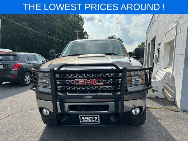 Used 2012 GMC Sierra 2500 SLE w/ SLE Preferred Package AWD/4WD image 2