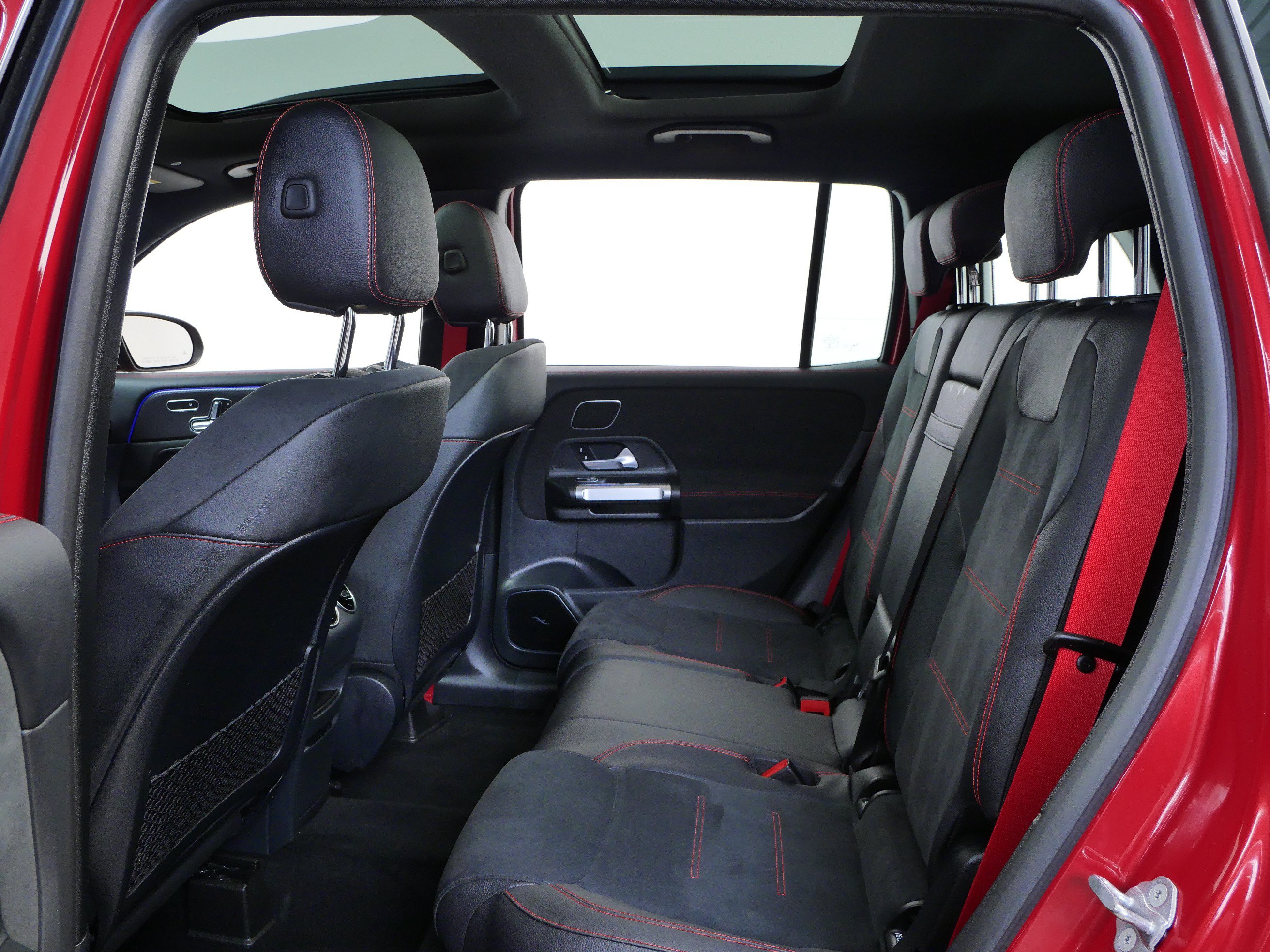 Certified 2023 Mercedes-Benz GLB 35 AMG 4MATIC image 20
