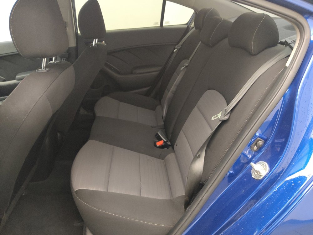 Used 2018 Kia Forte S image 18