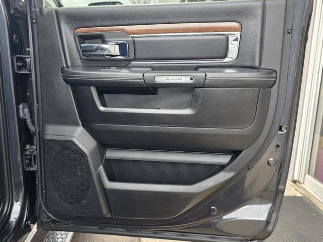 Used 2018 RAM 2500 Laramie w/ Snow Chief Group AWD/4WD image 23