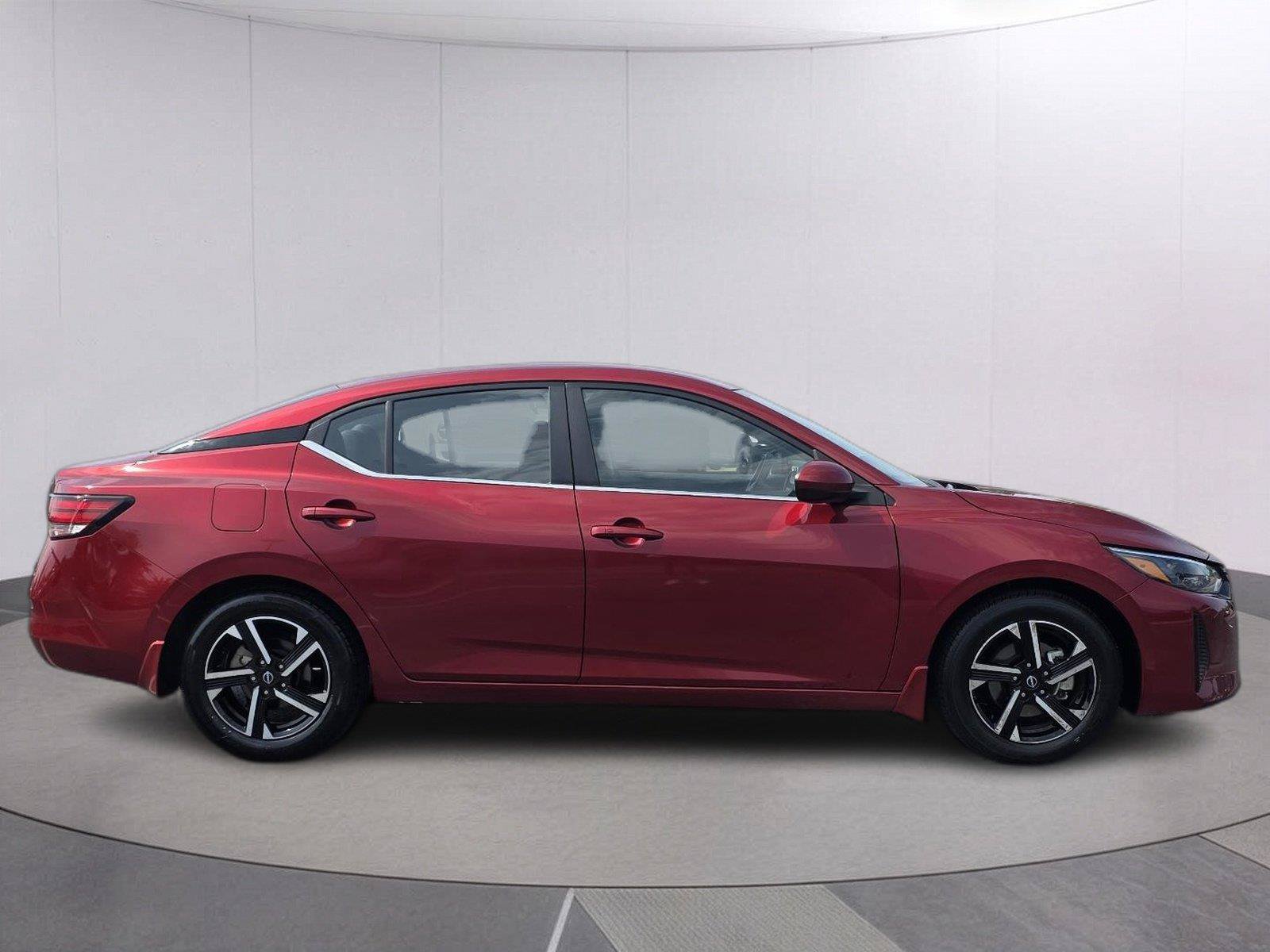 Used 2024 Nissan Sentra SV FWD image 4