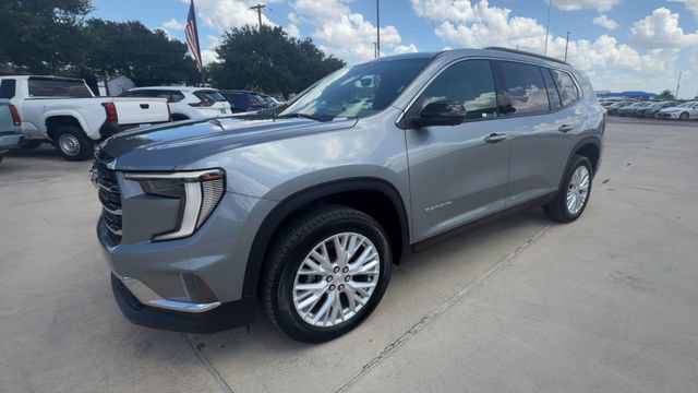 Certified 2026 GMC Acadia Elevation w/ Elevation Premium Package FWD image 4