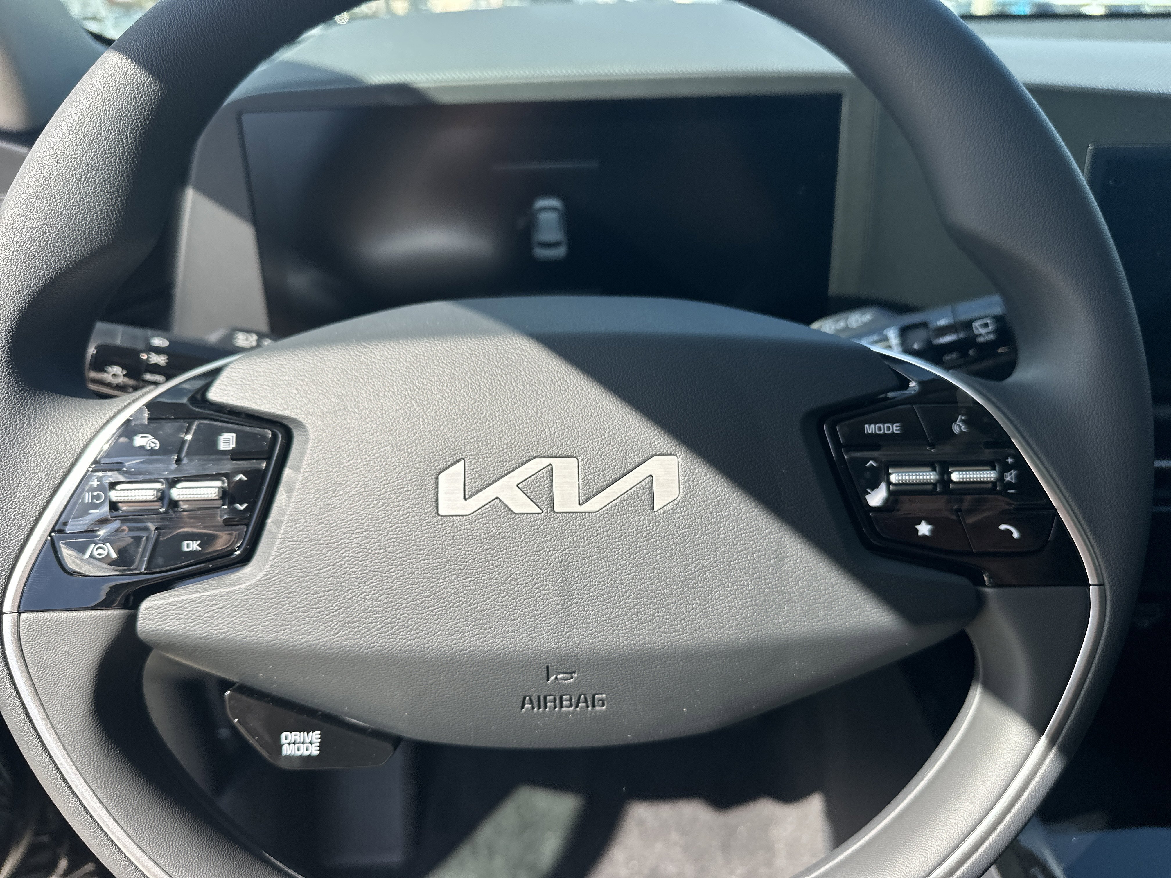 New 2026 Kia Niro LX image 13