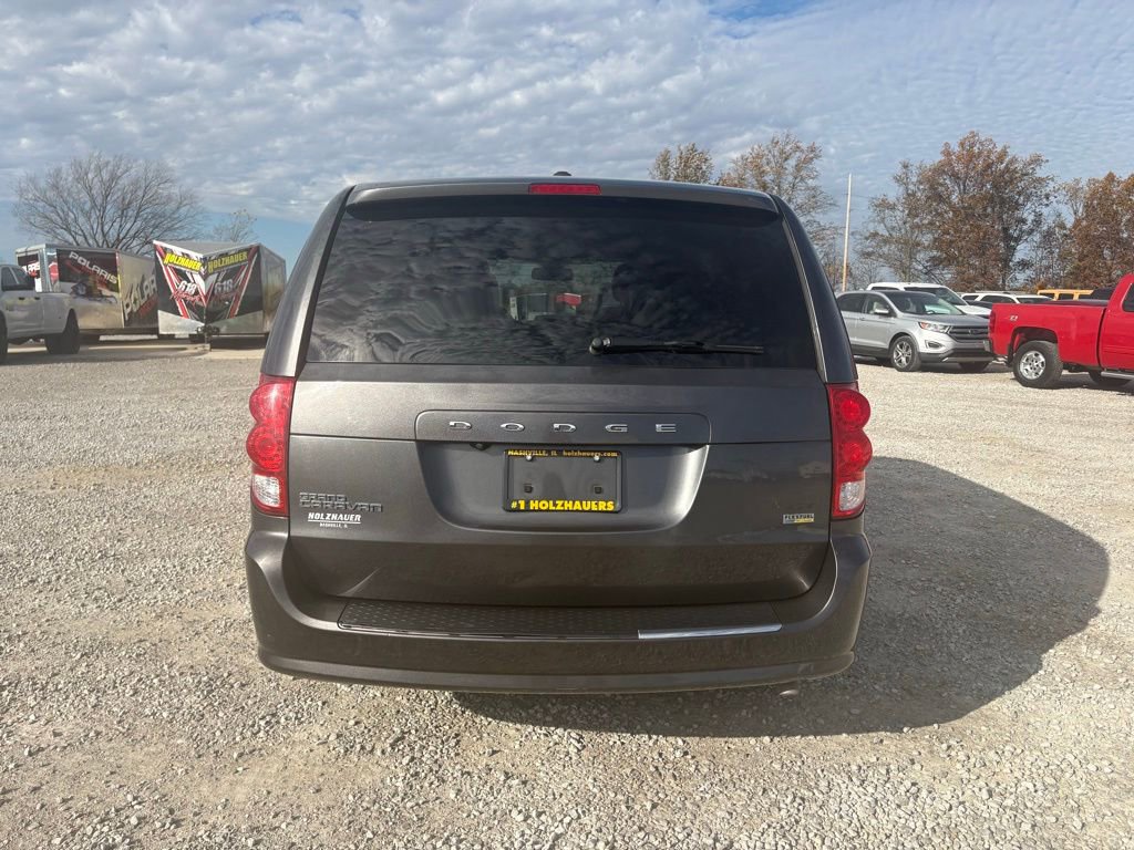 Used 2019 Dodge Grand Caravan GT image 4