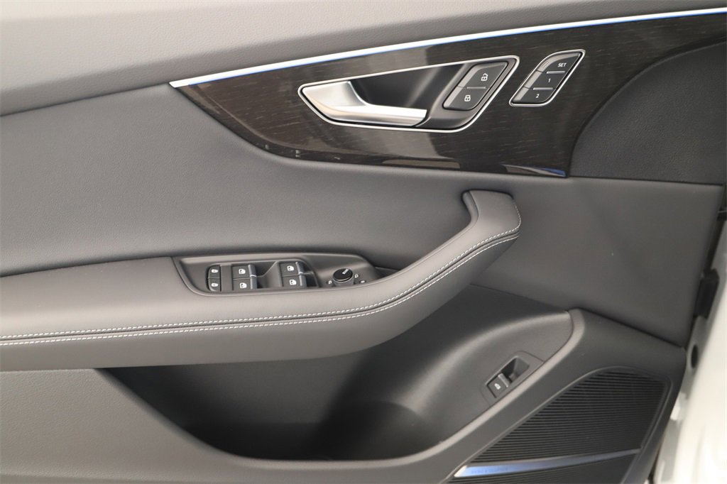 New 2026 Audi Q8 Premium Plus image 23