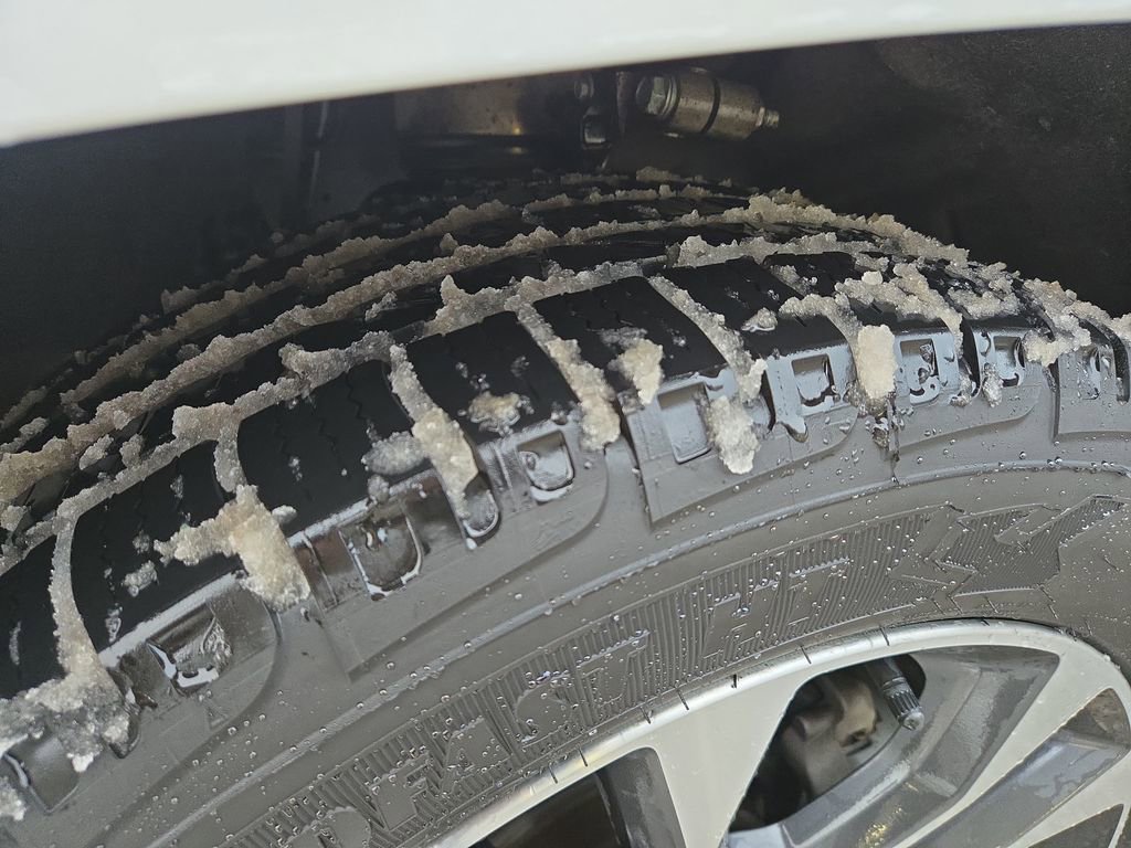 Used 2023 Jeep Grand Cherokee Overland w/ Luxury Tech Group IV image 11