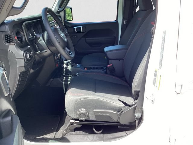 Certified 2025 Jeep Wrangler Unlimited Rubicon AWD/4WD image 9