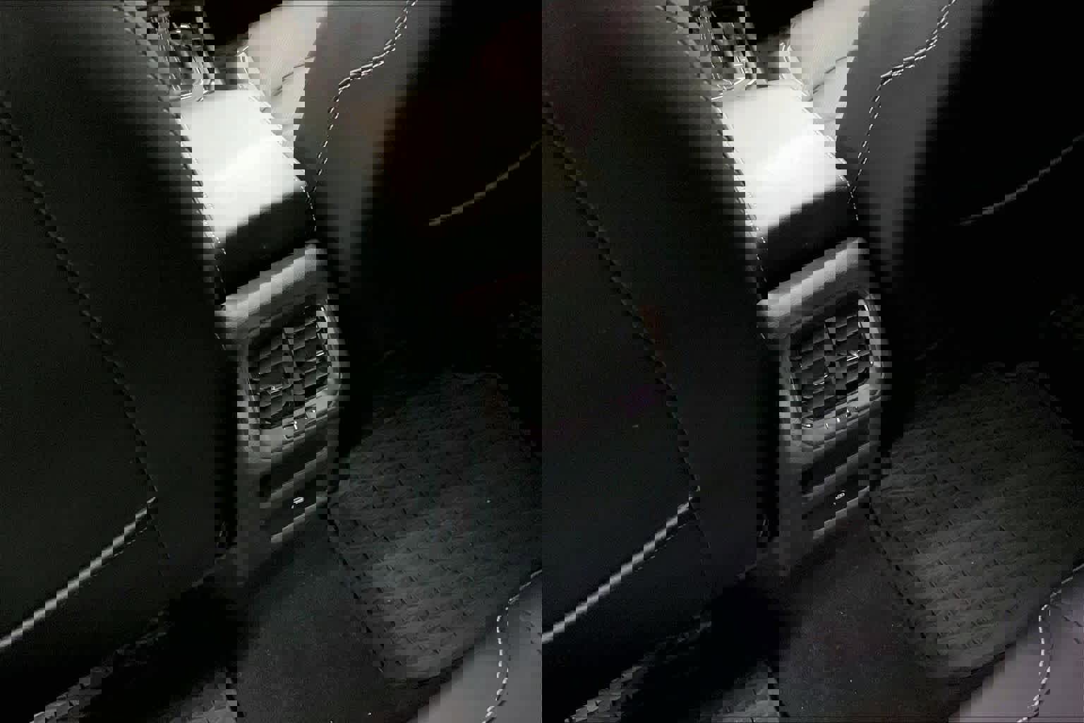 Used 2022 Volkswagen Taos SEL image 36