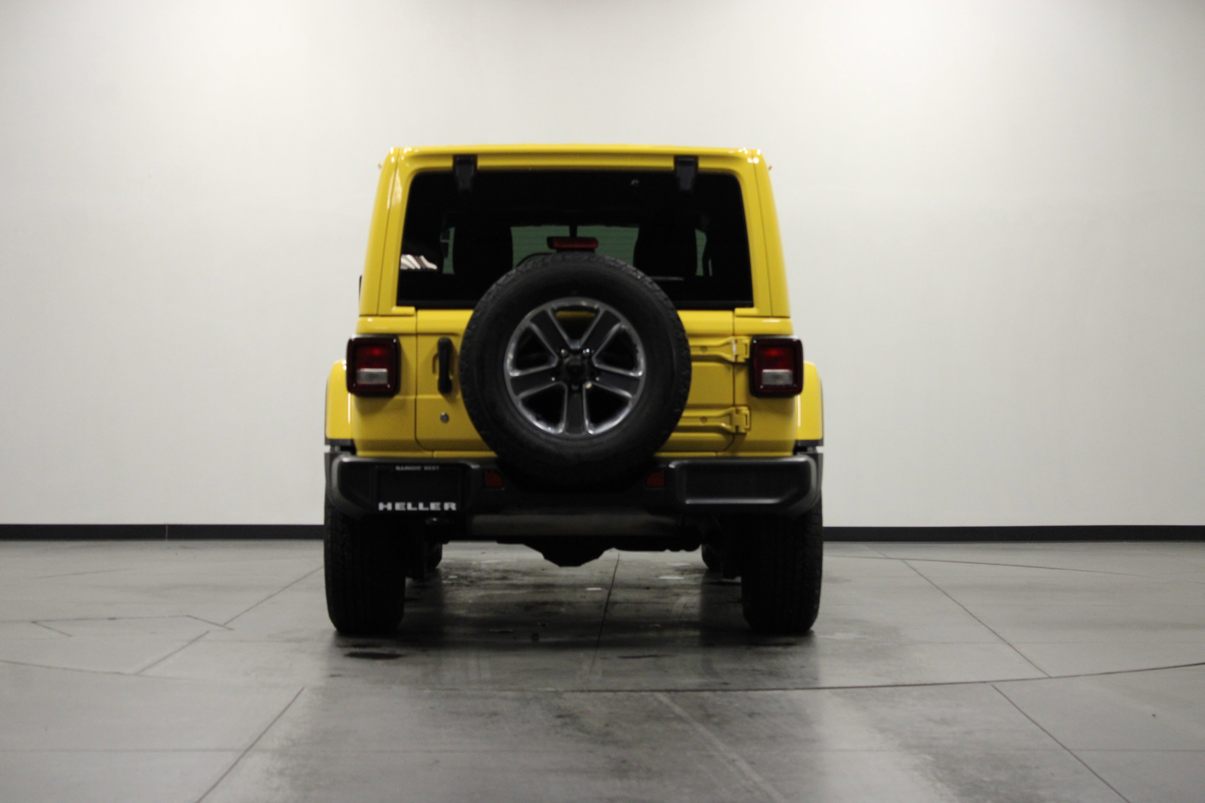 Used 2018 Jeep Wrangler Unlimited Sahara image 5