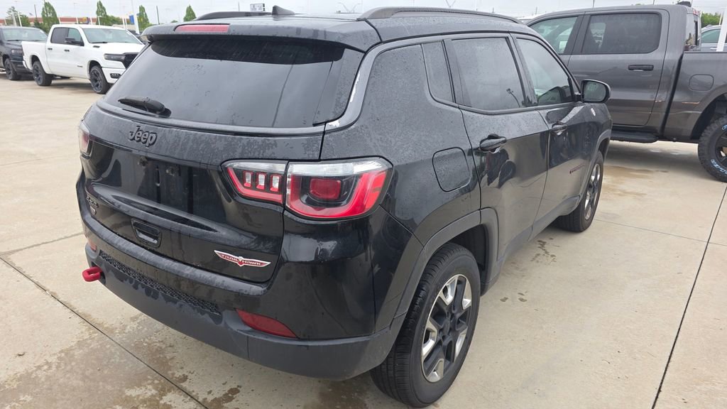 Used 2018 Jeep Compass Trailhawk w/ Popular Equipment Group AWD/4WD image 5