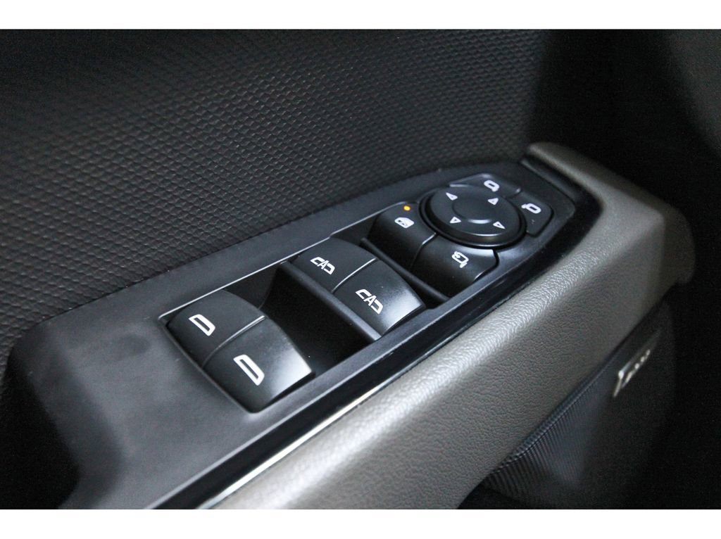 Used 2024 Chevrolet Silverado 1500 ZR2 w/ Technology Package image 18