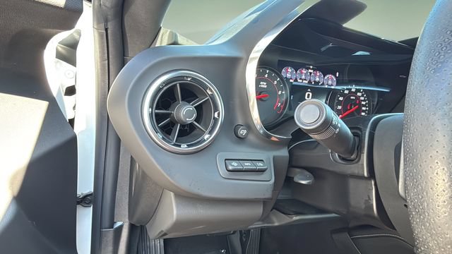 Used 2021 Chevrolet Camaro SS RWD image 23