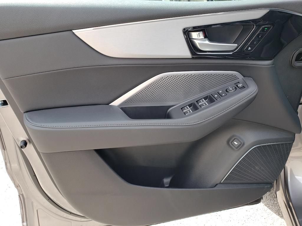 New 2026 Acura MDX SH-AWD image 10