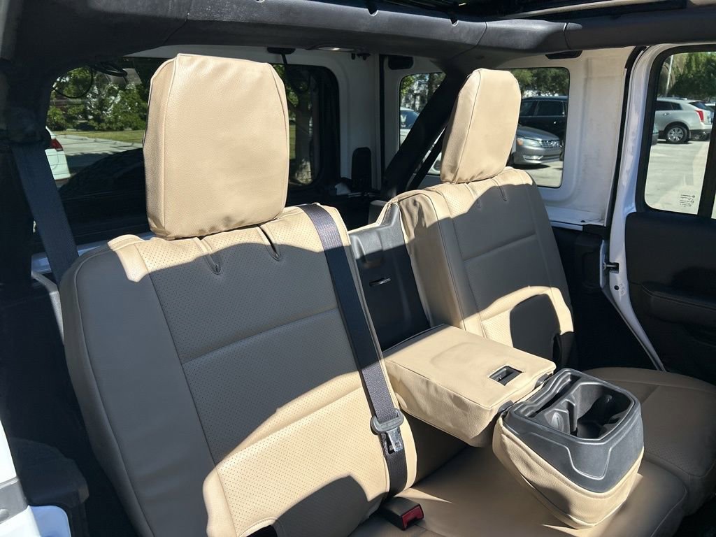 Used 2019 Jeep Wrangler Unlimited Sahara w/ Safety Group image 48