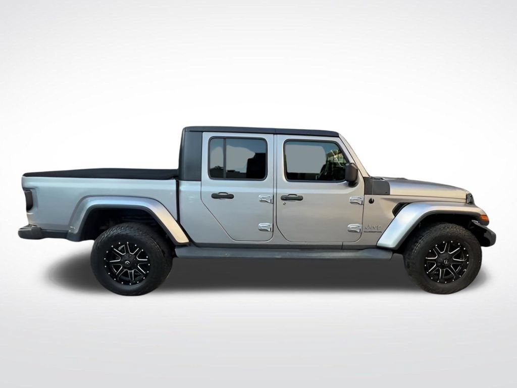 Used 2020 Jeep Gladiator Overland w/ Dual Top Group AWD/4WD image 14