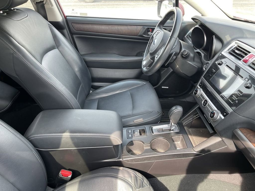 Used 2017 Subaru Outback 2.5i Limited image 11