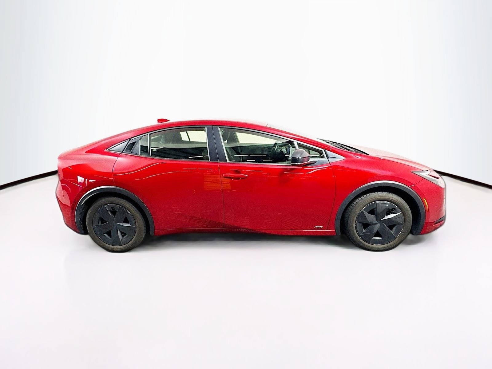 Certified 2023 Toyota Prius LE AWD/4WD image 9