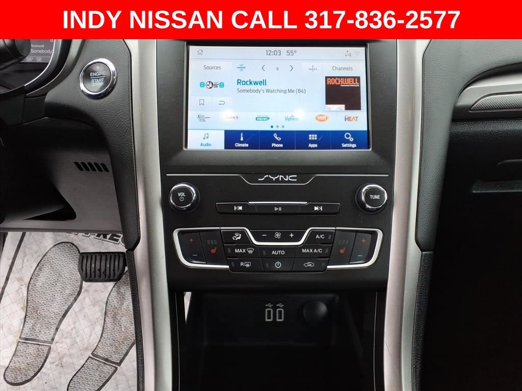 Used 2020 Ford Fusion SE image 17