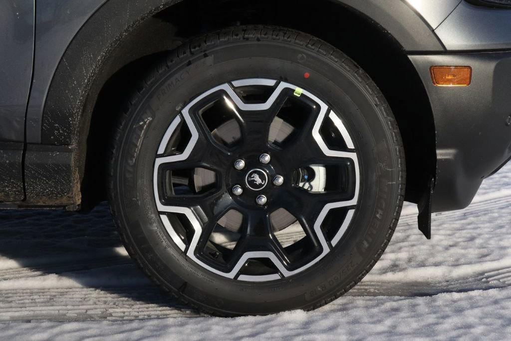 New 2025 Ford Bronco Sport Outer Banks w/ Outer Banks Tech Package+ AWD/4WD image 49