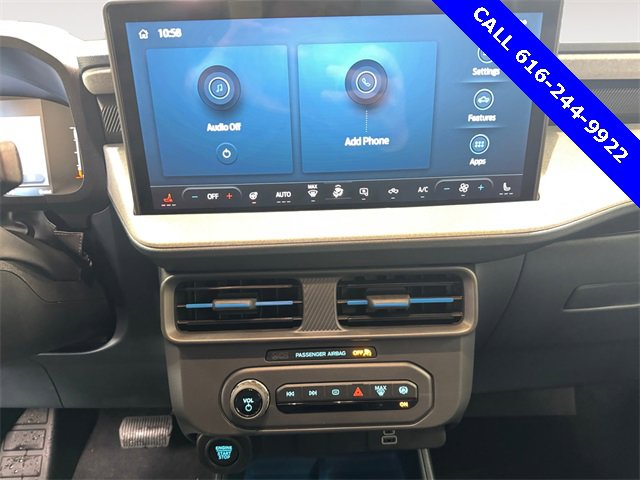 New 2025 Ford Maverick XLT w/ XLT Luxury Package image 11