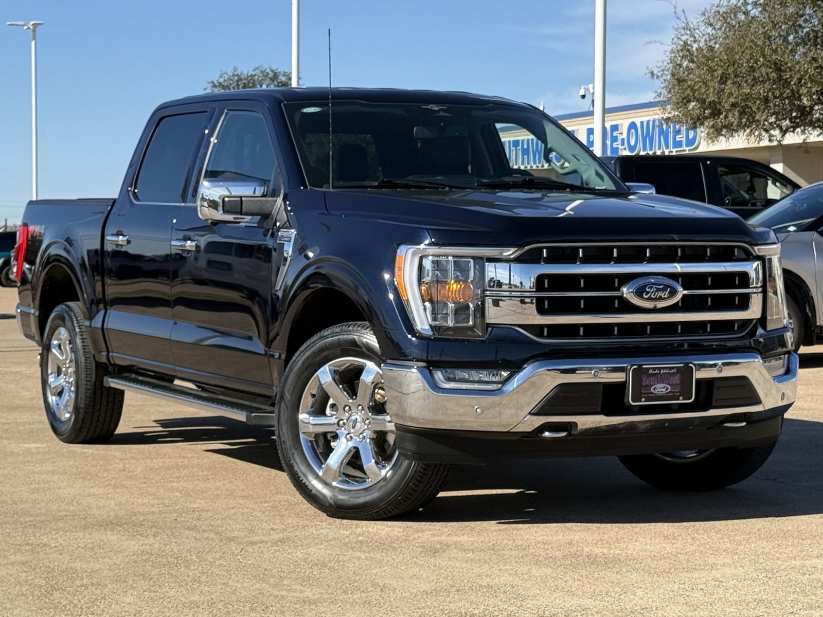 Used 2023 Ford F150 Lariat w/ Trailer Tow Package video 2