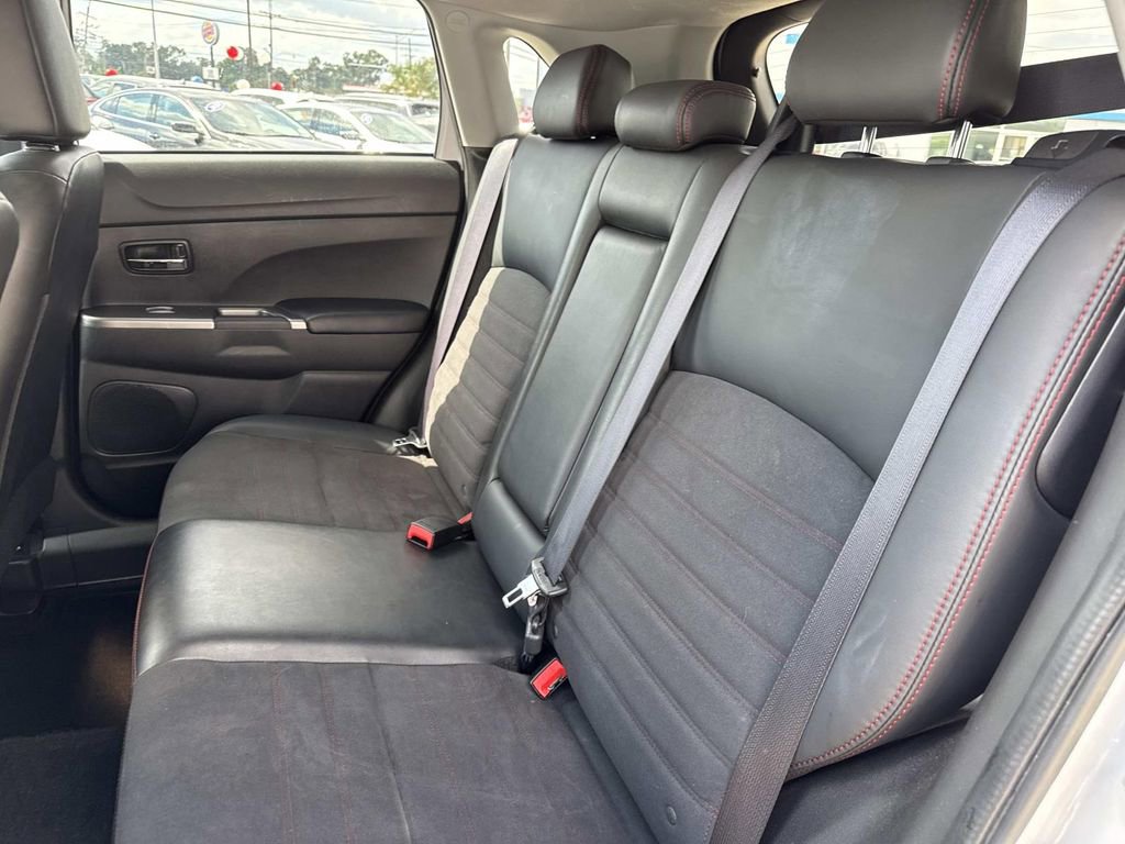 Used 2024 Mitsubishi Outlander Sport AWD image 16