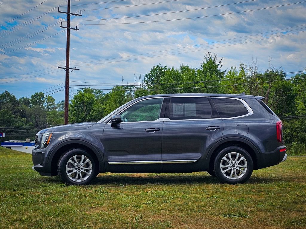 Used 2022 Kia Telluride LX AWD/4WD image 6