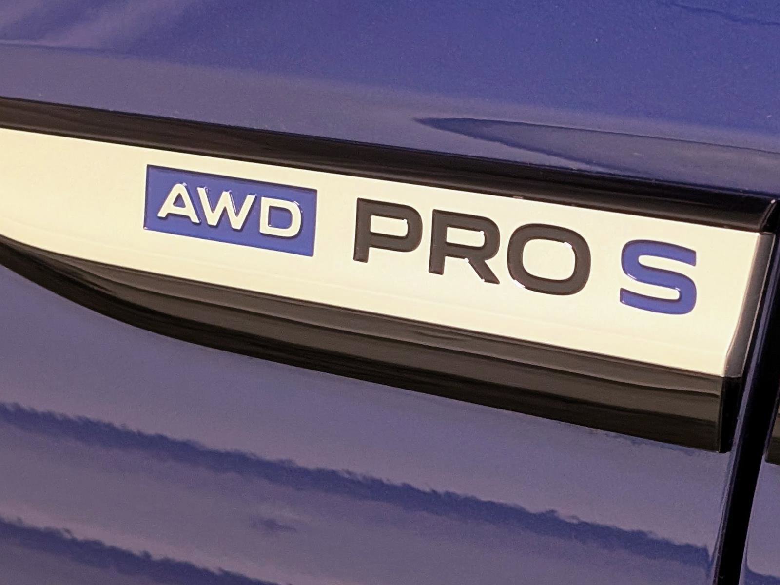 Used 2021 Volkswagen ID.4 Pro S image 12