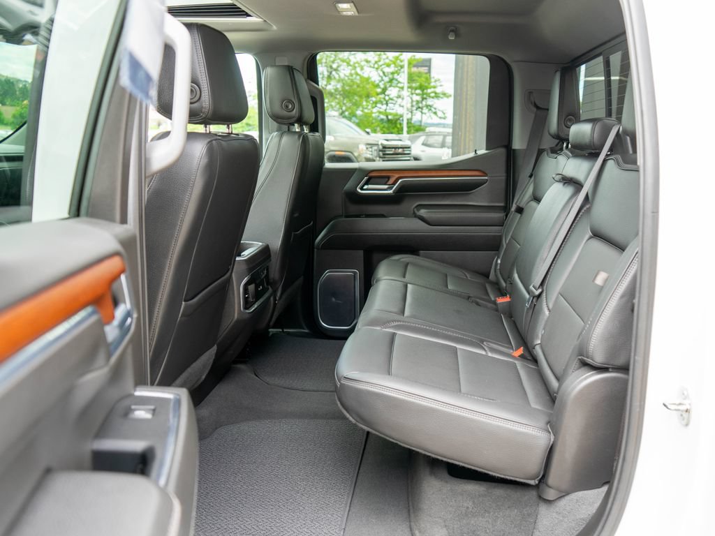 Used 2023 GMC Sierra 1500 Denali w/ Denali Reserve Package AWD/4WD image 13