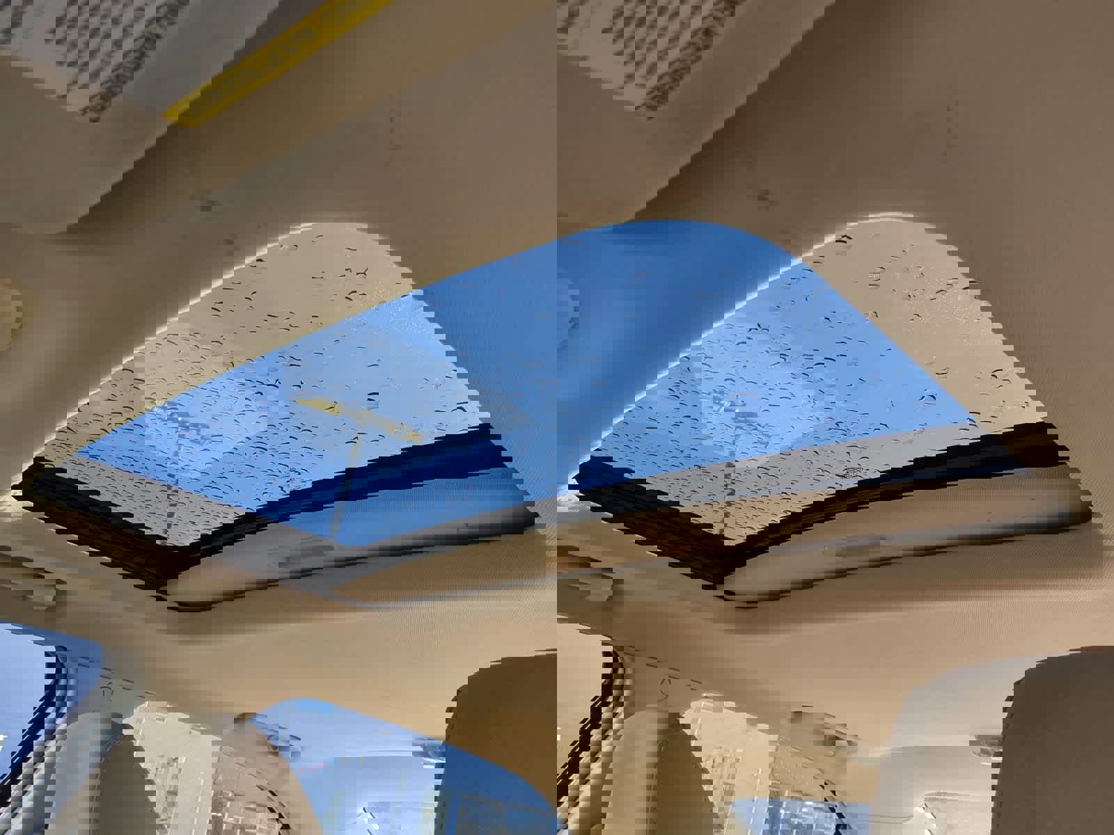 Used 2010 Mercury Milan image 19