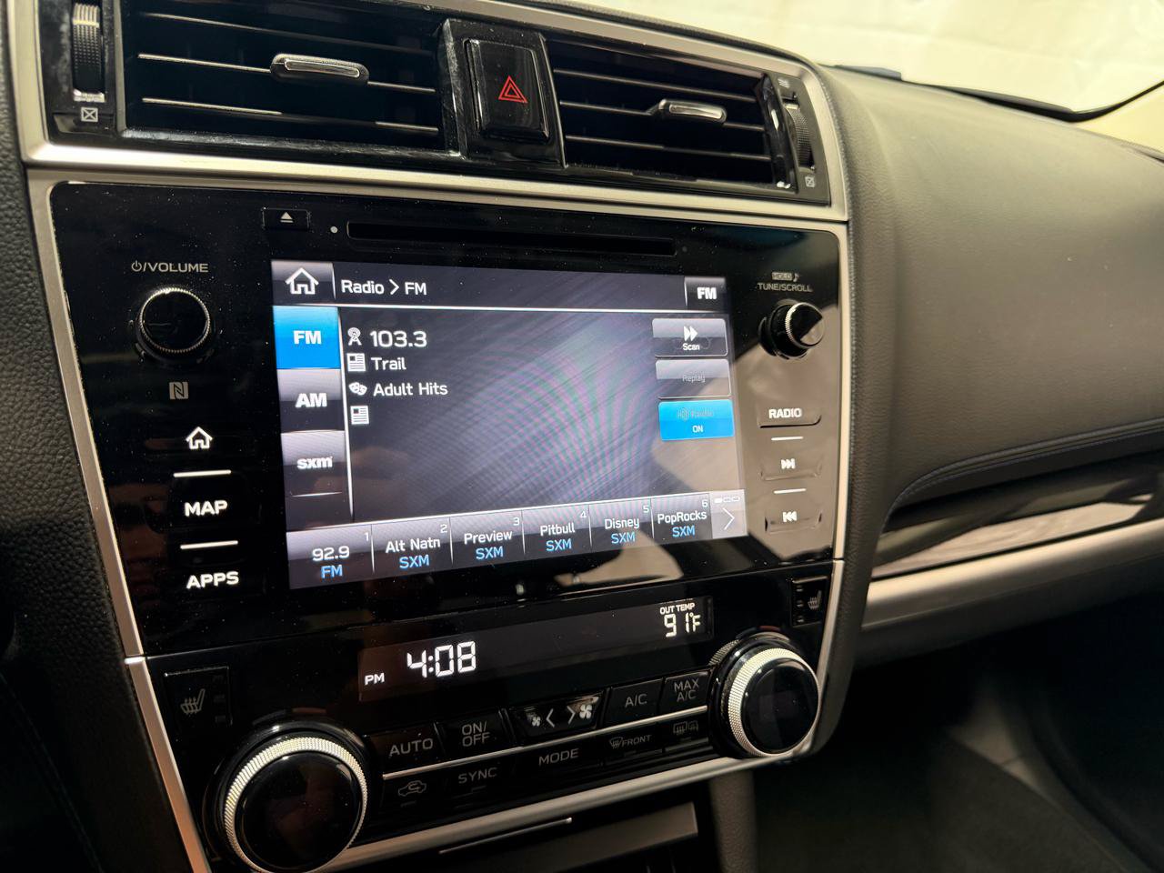 Used 2018 Subaru Legacy 2.5i Sport AWD/4WD image 31