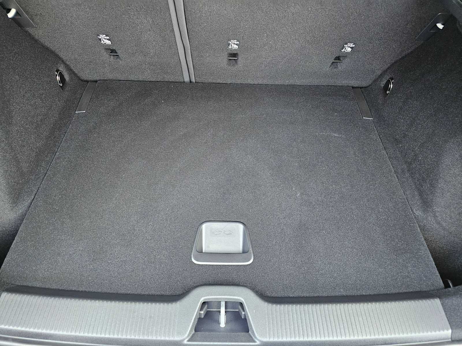 New 2025 Volvo EX30 Ultra w/ Protection Package Premier AWD/4WD image 15