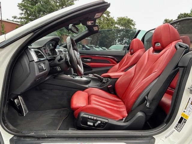 Used 2017 BMW M4 Convertible RWD image 14