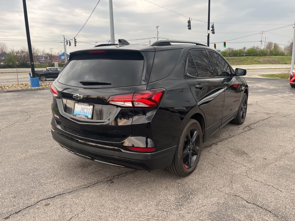 Used 2024 Chevrolet Equinox Premier image 3