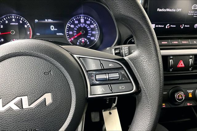 Used 2022 Kia Forte LXS image 19