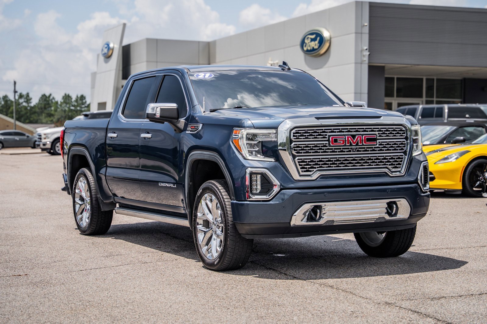 Used 2021 GMC Sierra 1500 Denali w/ Denali Ultimate Package