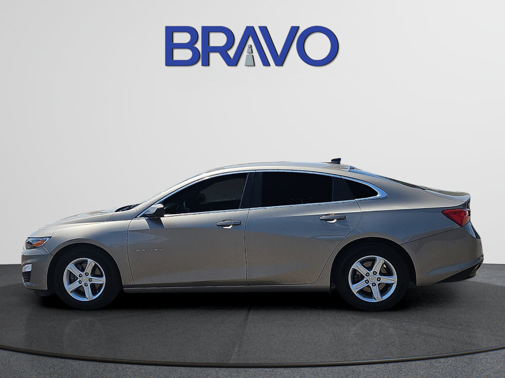 Used 2022 Chevrolet Malibu LS w/ Driver Confidence Package FWD image 2