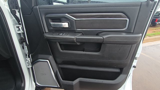 Used 2025 RAM 2500 Laramie AWD/4WD image 30