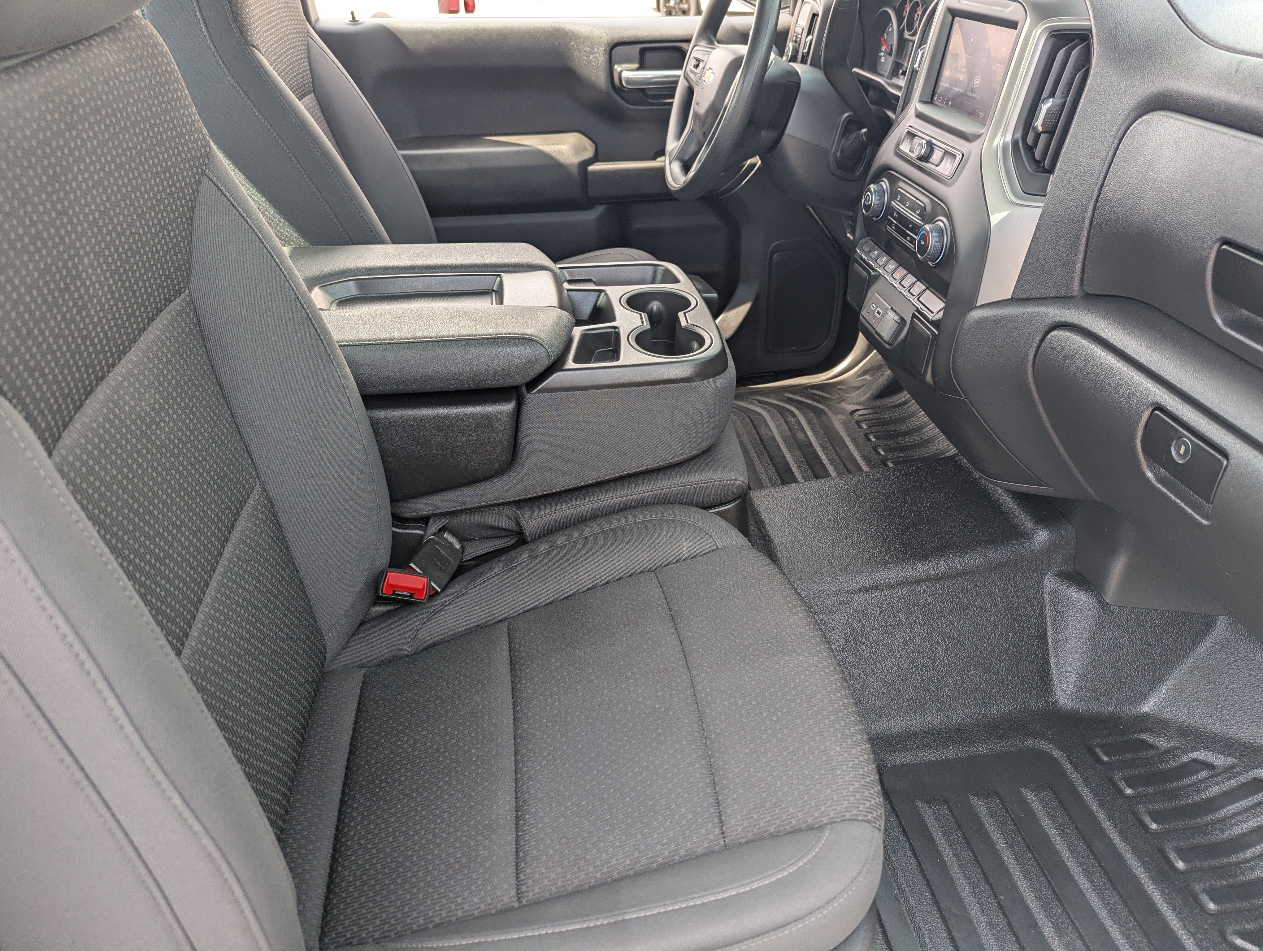 Used 2025 Chevrolet Silverado 1500 W/T RWD image 11