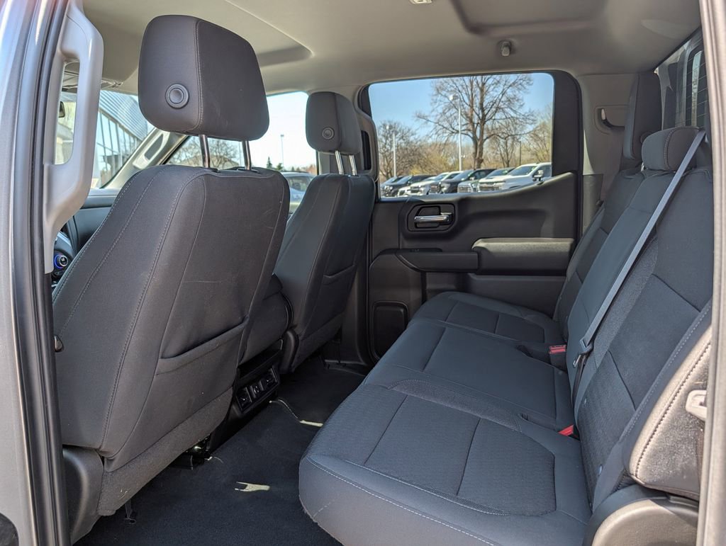 Used 2021 Chevrolet Silverado 1500 LT AWD/4WD image 26