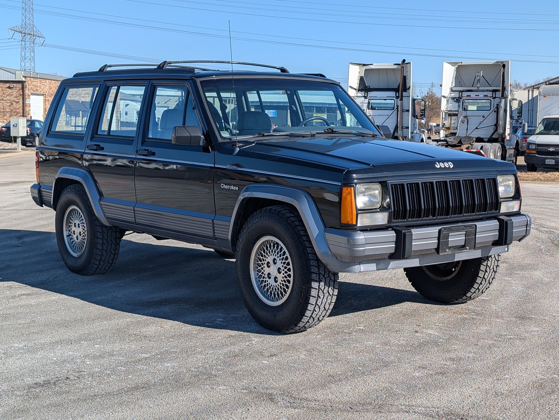 Used 1993 Jeep Cherokee Country image 14