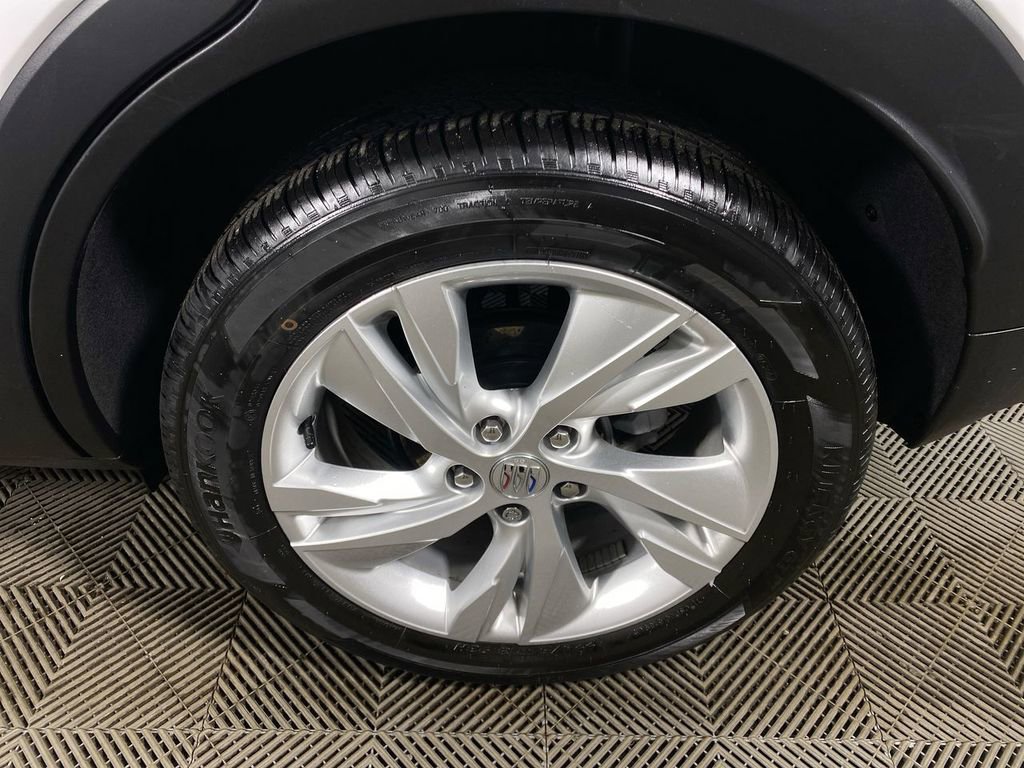 Certified 2024 Buick Encore GX Preferred w/ Comfort Package AWD/4WD image 10