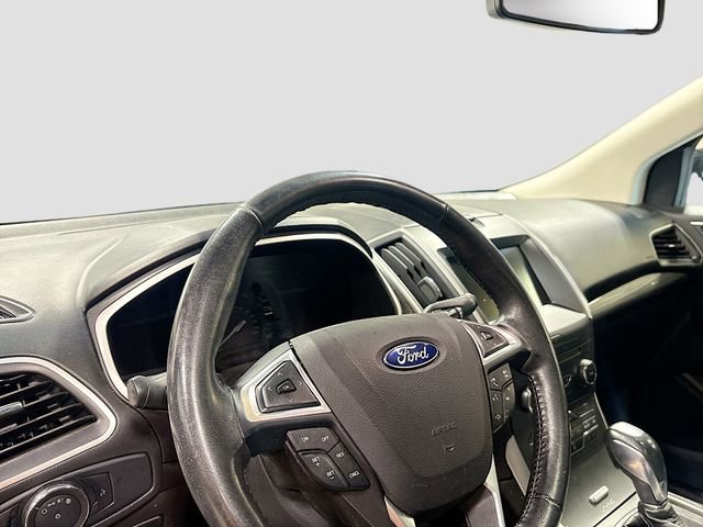 Used 2016 Ford Edge SEL w/ Equipment Group 201A AWD/4WD image 11