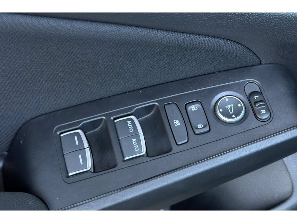 Used 2025 Honda Civic Sport image 12
